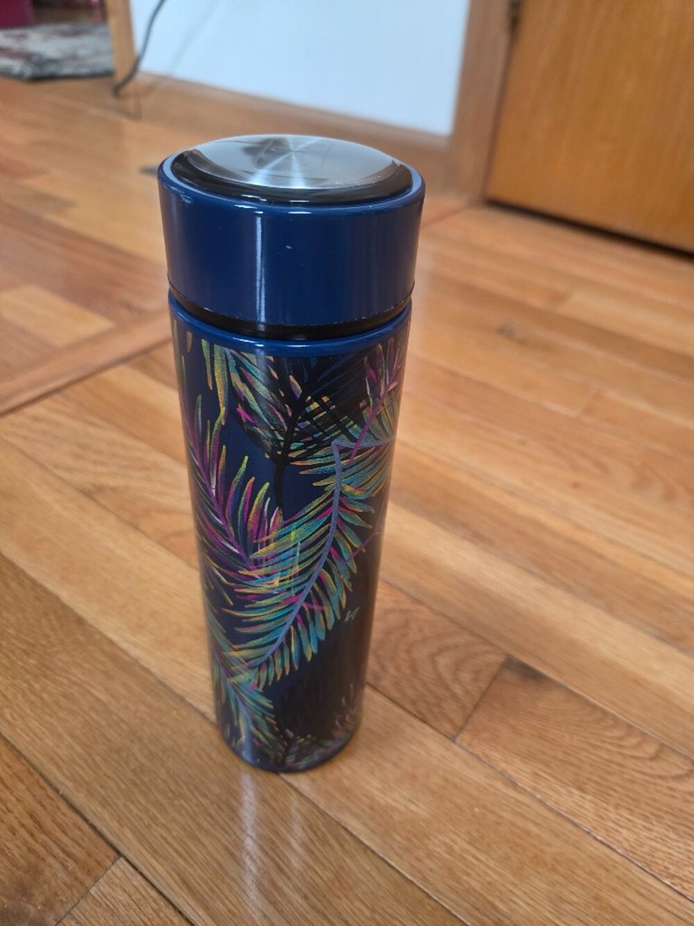lug chuggie insulated water bottle